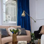 Stunning 2-br Palace In The Window, Air-conditioning 500m To Station