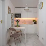 Stunning 2-br Palace In The Window, Air-conditioning 500m To Station